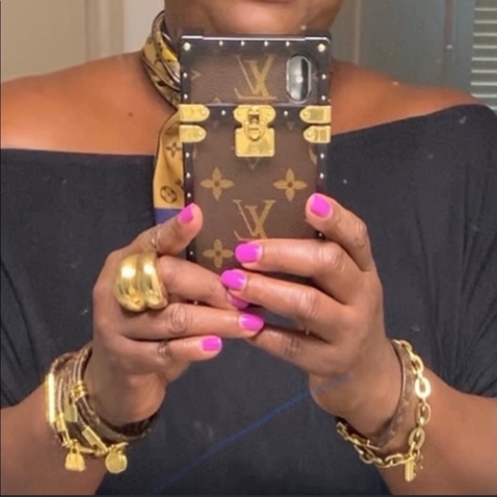 ✨🥀✨ LV iPhone Trunk Case X/XS 10 - Picture 3 of 13